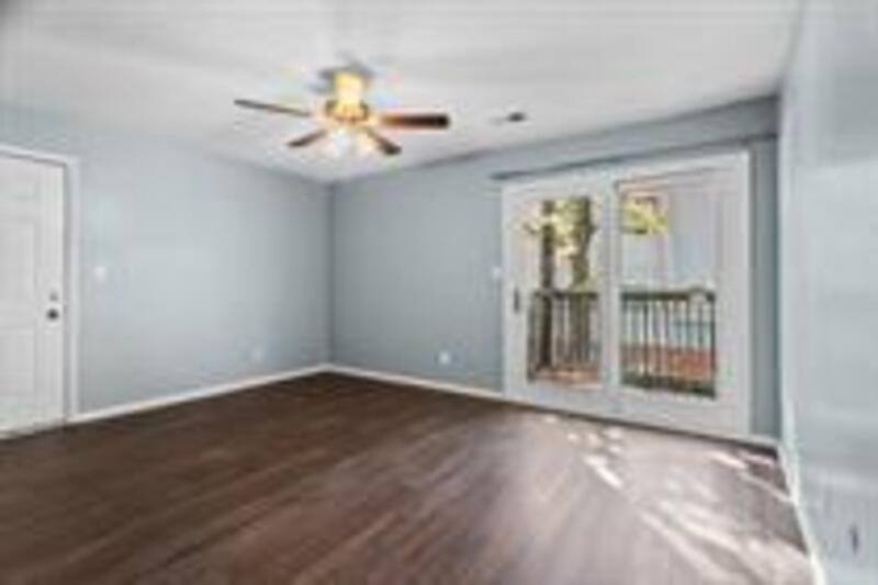 Apartment for rent at 5 NW O'Brien Rd #9, Lees Summit, MO 64063