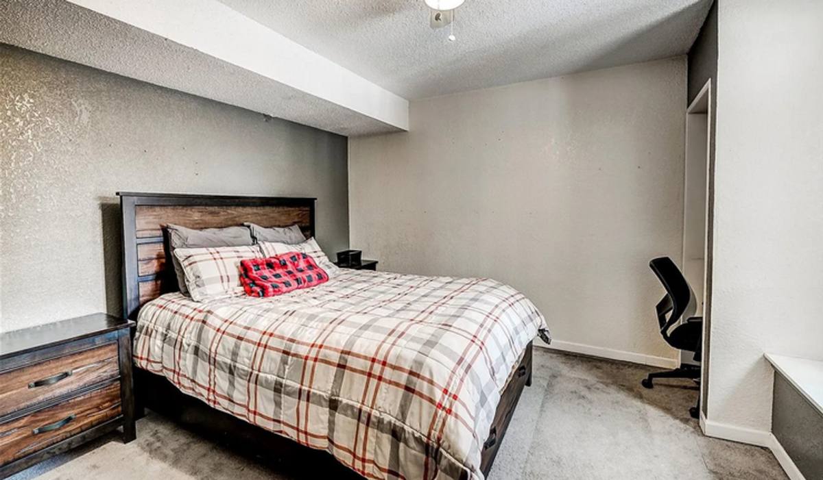 Apartment for rent at 504 S Laredo Circle, Aurora, CO 80017