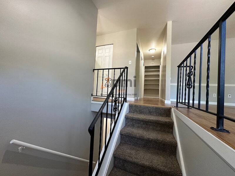 Townhouse for rent at 1609 Monticello Park Dr, Valparaiso, IN 46383