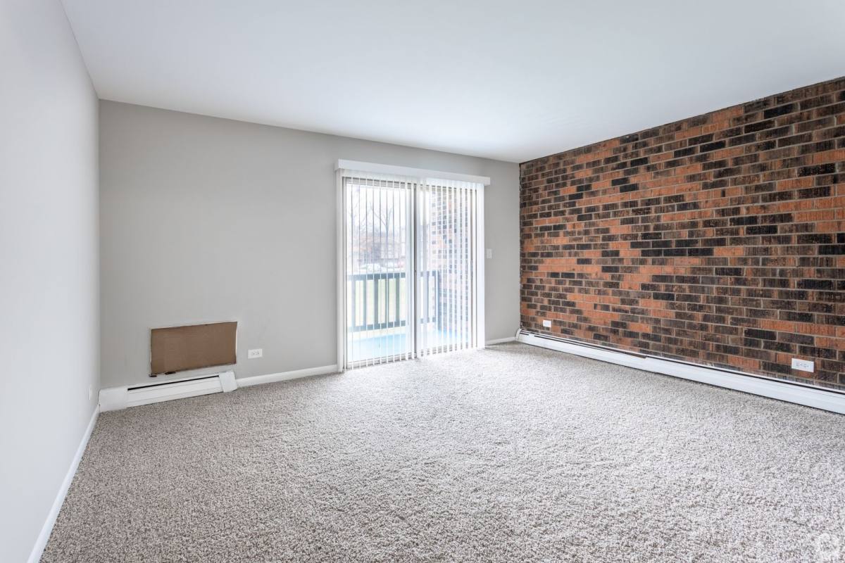 Apartment for rent at 23439 Western Ave, Park Forest, IL 60466