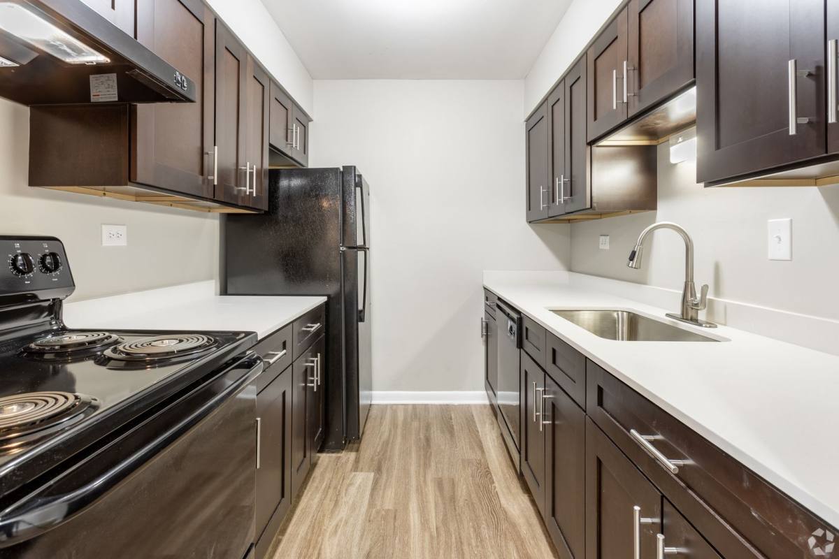 Apartment for rent at 23439 Western Ave, Park Forest, IL 60466