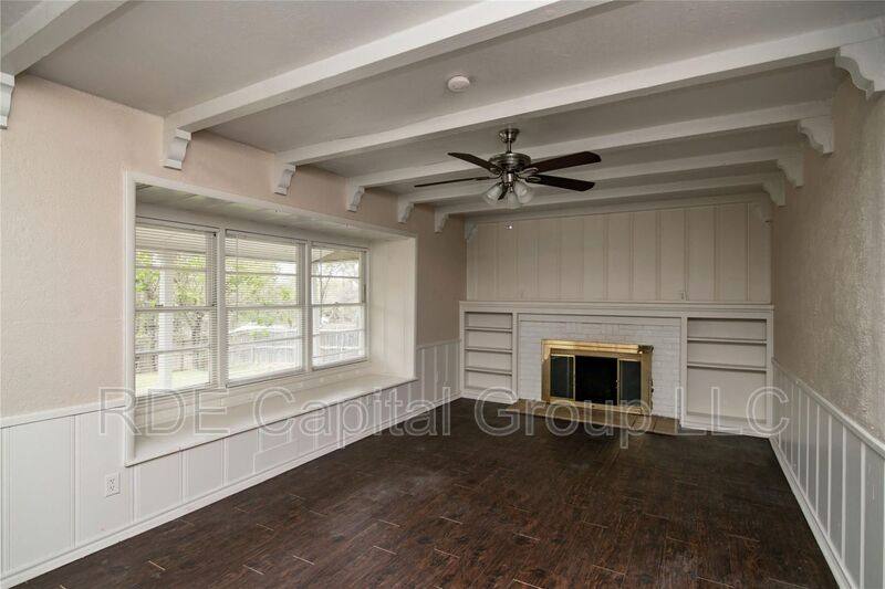 House for rent at 1604 Weiler Blvd, Fort Worth, TX 76112