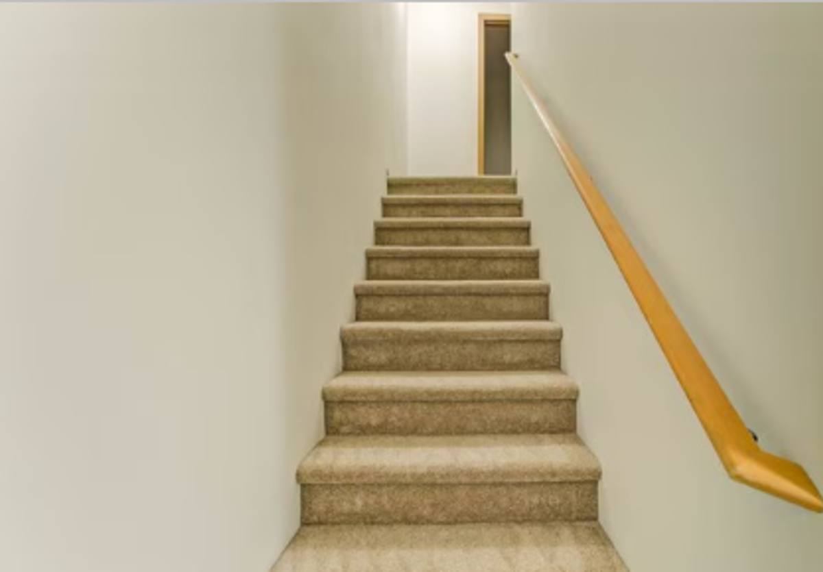 Apartment for rent at 215 23rd Ave SW, Puyallup, WA 98371