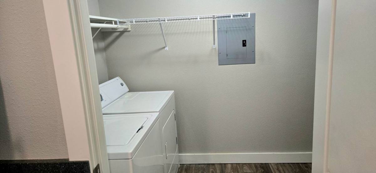 Apartment for rent at 215 23rd Ave SW, Puyallup, WA 98371