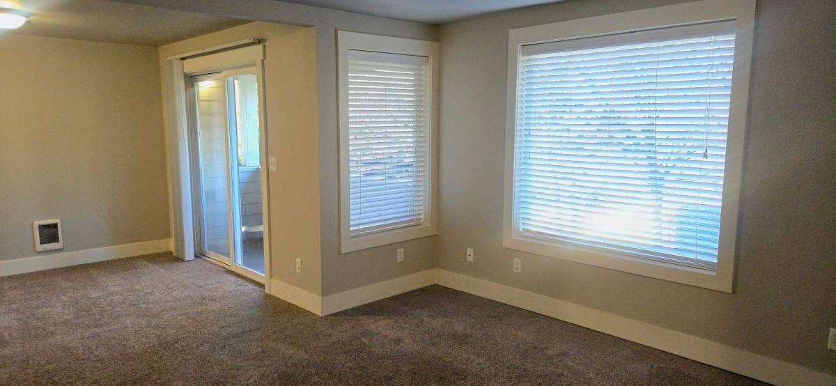 Apartment for rent at 215 23rd Ave SW, Puyallup, WA 98371