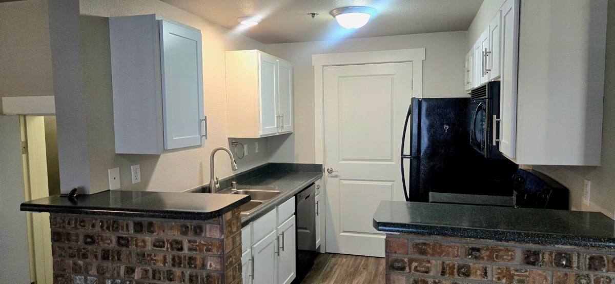 Apartment for rent at 215 23rd Ave SW, Puyallup, WA 98371