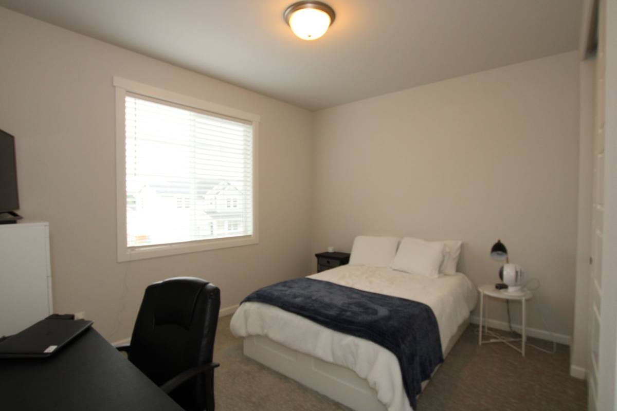 House for rent at 9668 Prospect Place, Gig Harbor, WA 98332