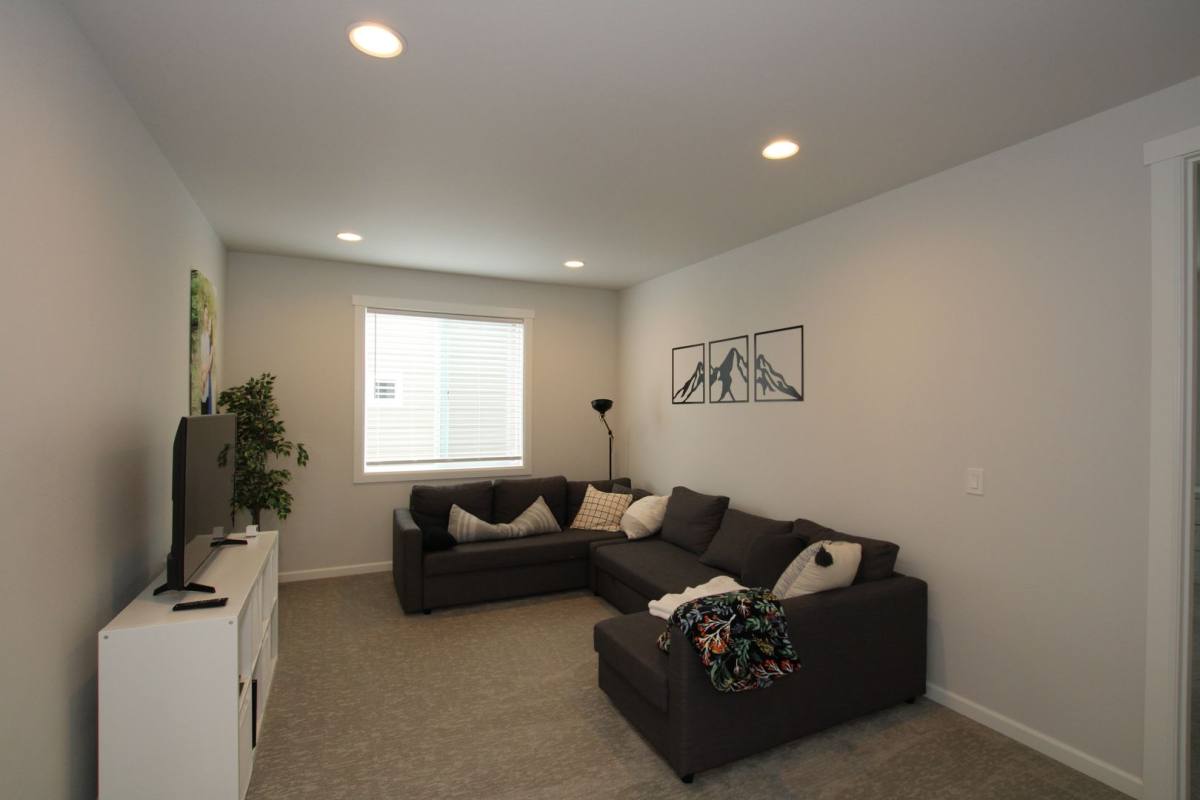 House for rent at 9668 Prospect Place, Gig Harbor, WA 98332