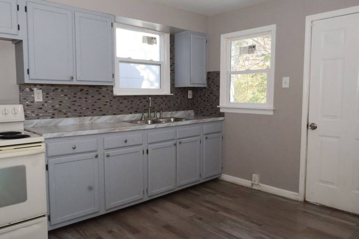 House for rent at 5460 Hamilton Ave, Saint Louis, MO 63136