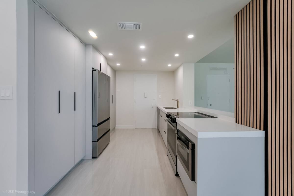 Apartment for rent at 5055 Collins Ave, Miami Beach, FL 33140