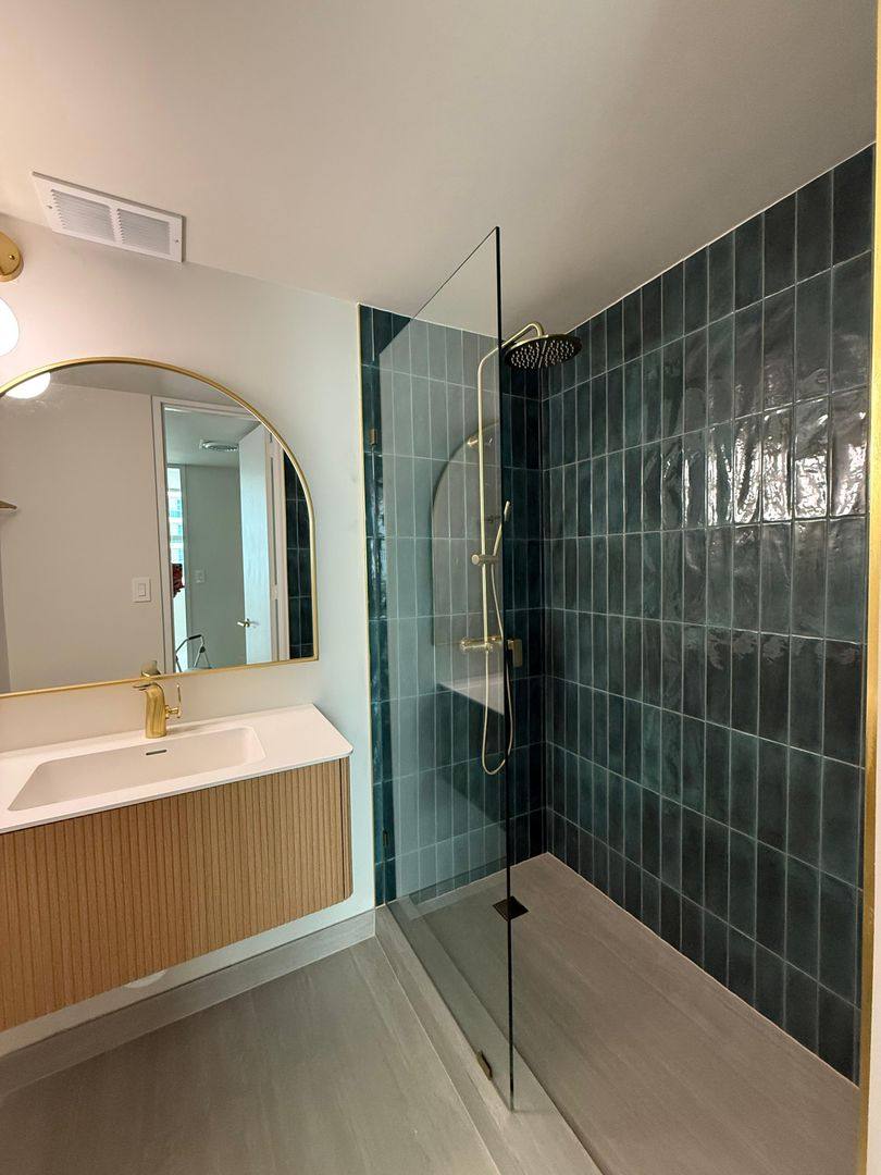 Apartment for rent at 5055 Collins Ave, Miami Beach, FL 33140