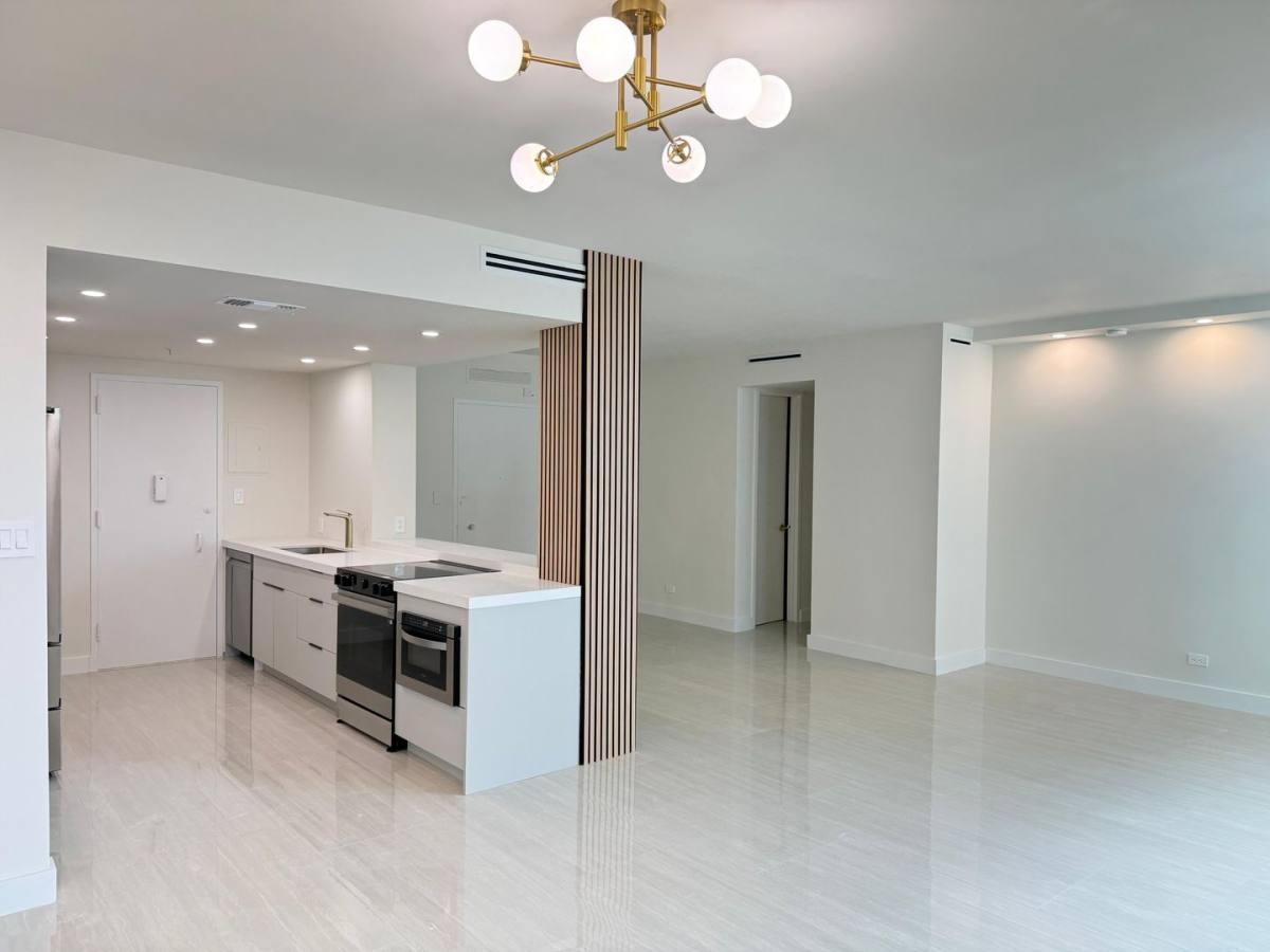 Apartment for rent at 5055 Collins Ave, Miami Beach, FL 33140