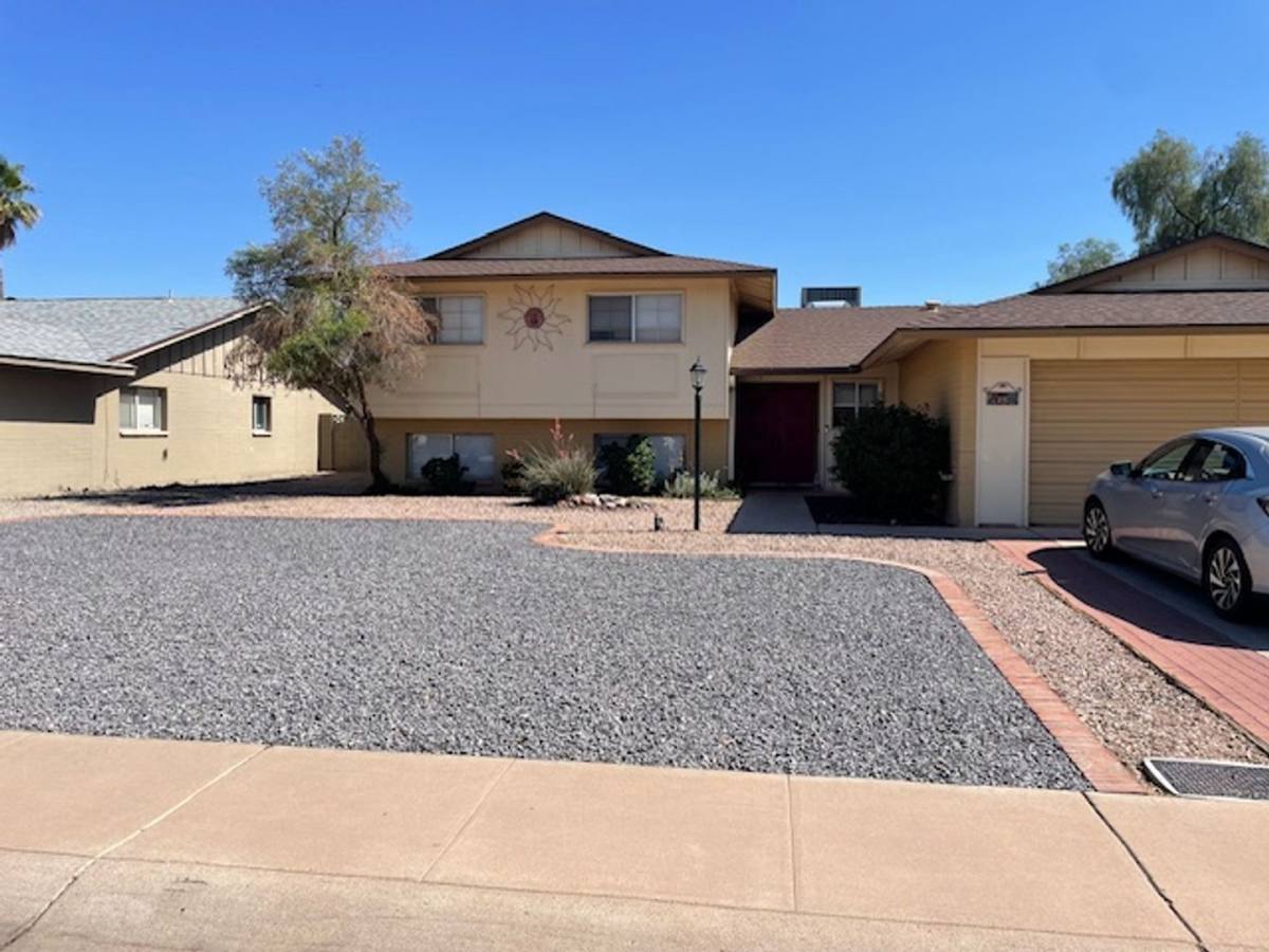 House for rent at 1633 E La Jolla Dr, Tempe, AZ 85282