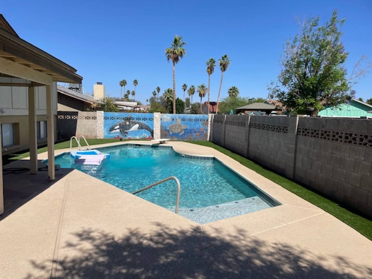 House for rent at 1633 E La Jolla Dr, Tempe, AZ 85282