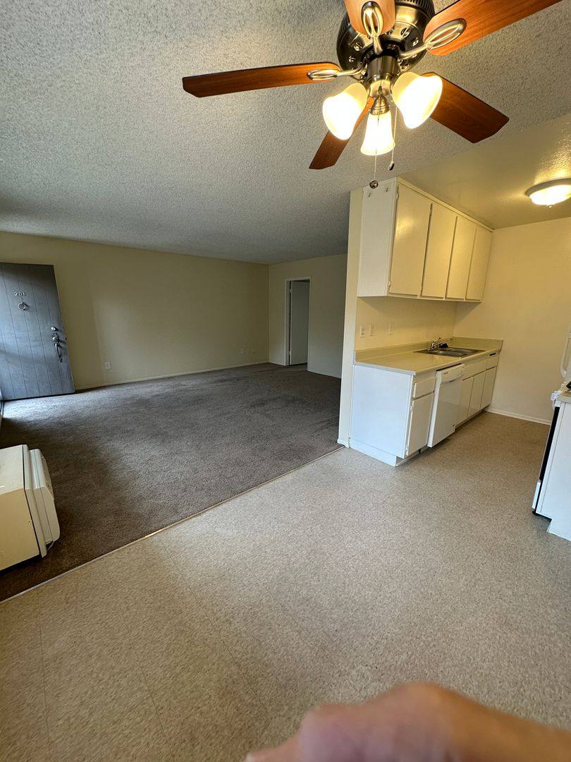 Apartment for rent at 5328 Hermitage Ave, Valley Village, CA 91607