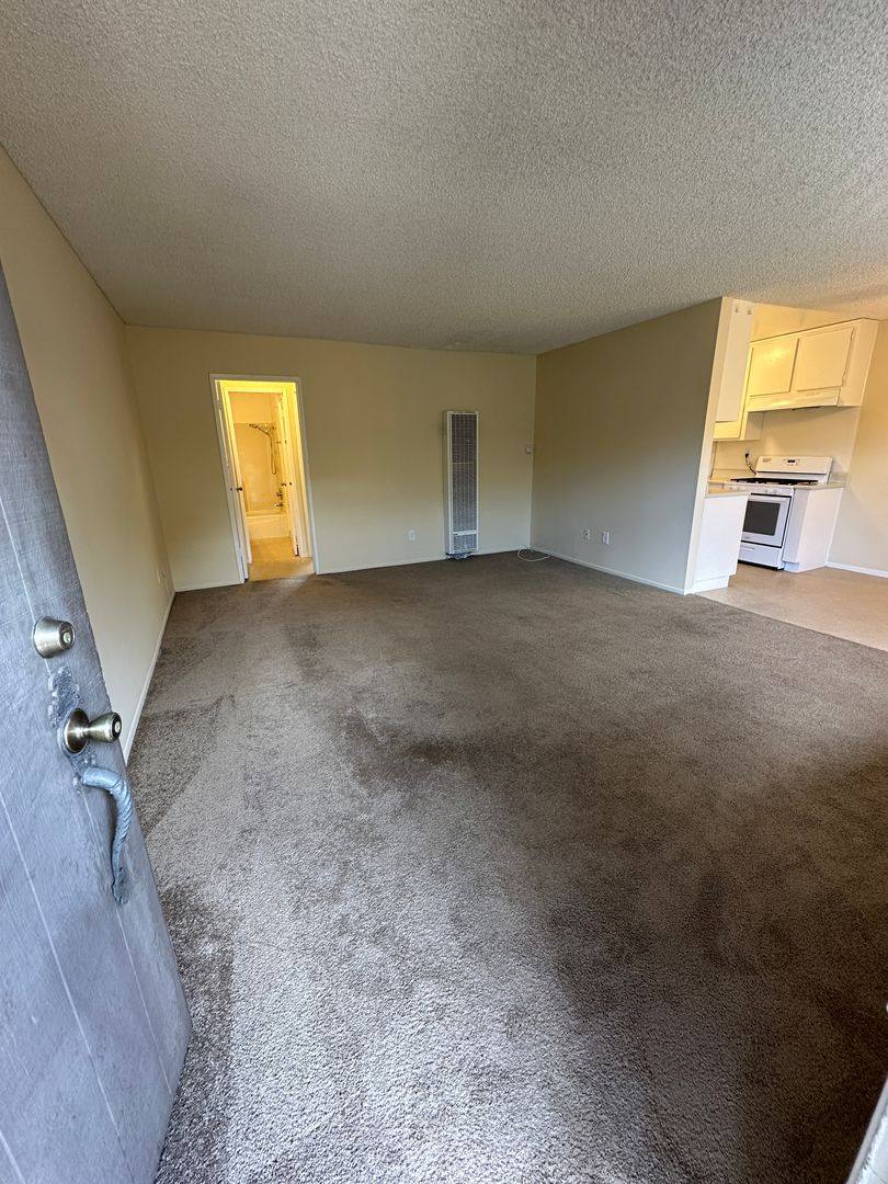 Apartment for rent at 5328 Hermitage Ave, Valley Village, CA 91607