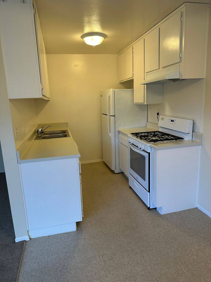 Apartment for rent at 5328 Hermitage Ave, Valley Village, CA 91607