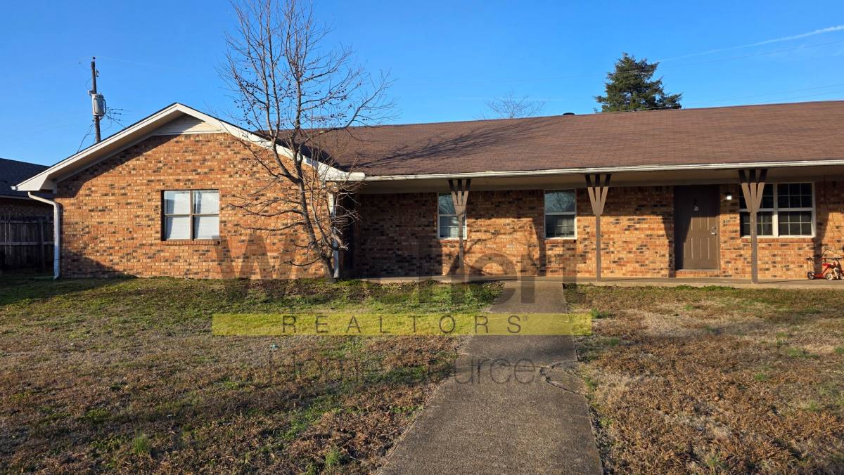 Apartment for rent at 1712 Belt St, Jonesboro, AR 72405