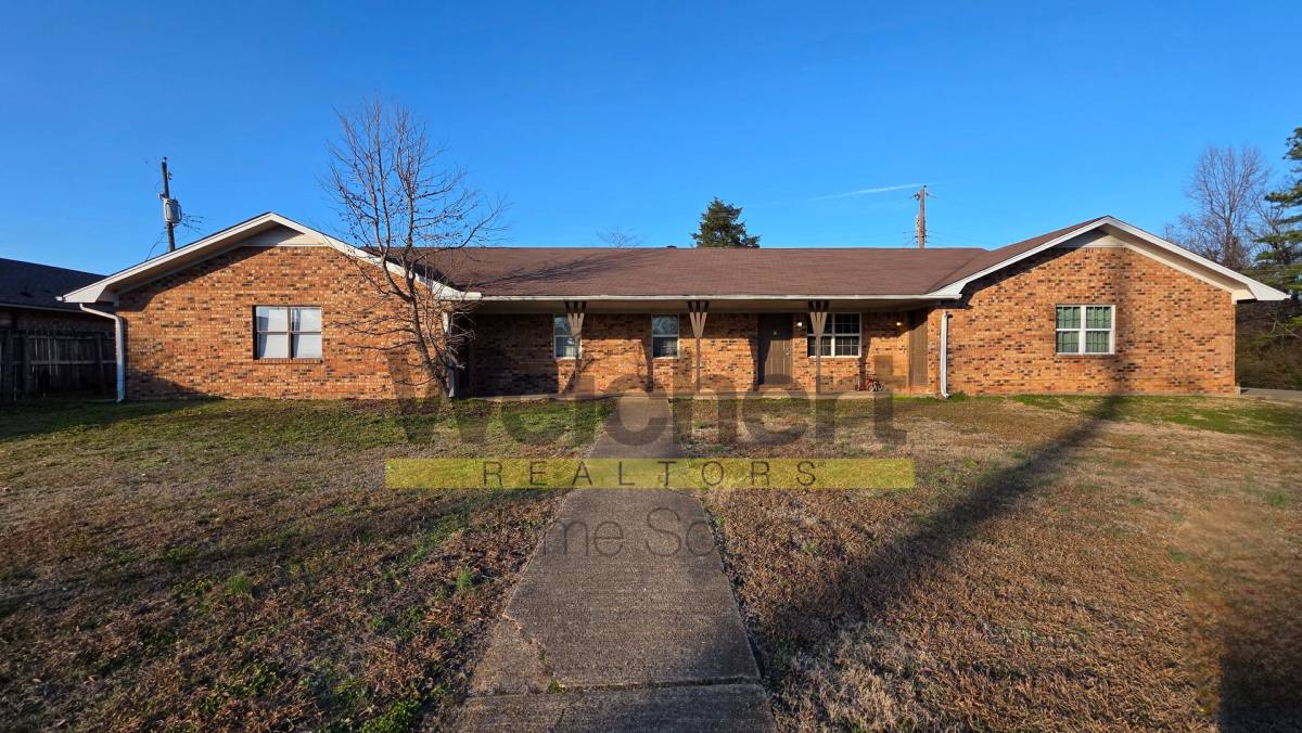 Apartment for rent at 1712 Belt St, Jonesboro, AR 72405