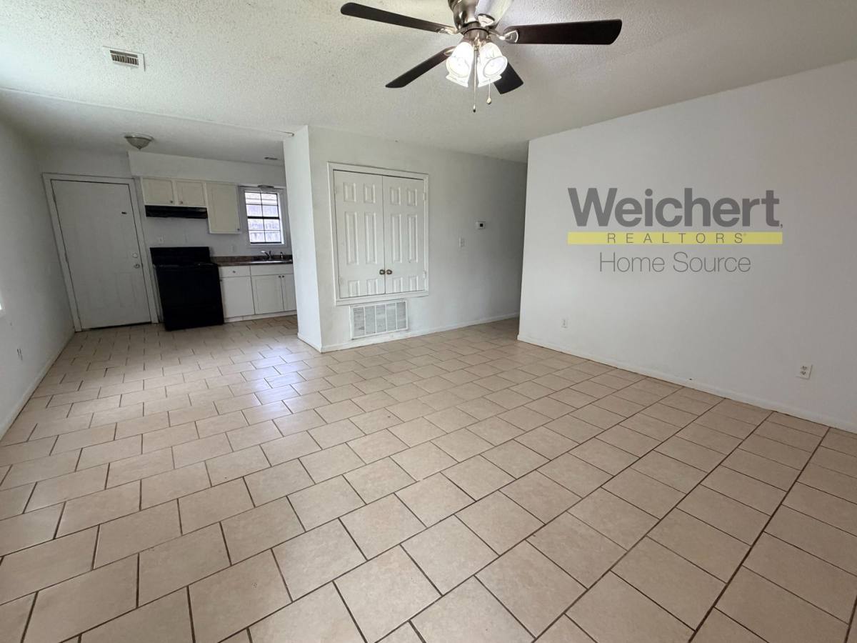 Apartment for rent at 1712 Belt St, Jonesboro, AR 72405