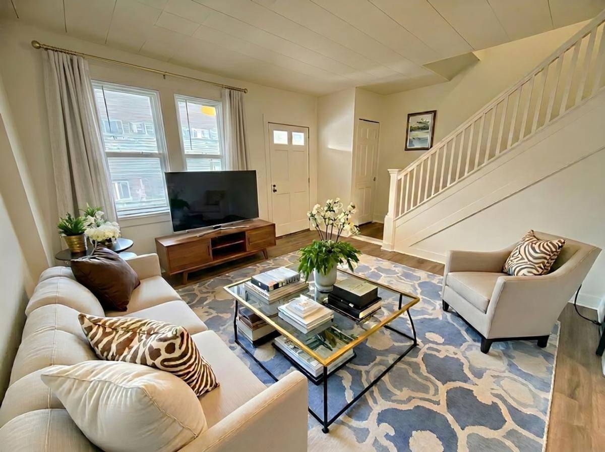 House for rent at 324 New Dorwart St, Lancaster, PA 17603