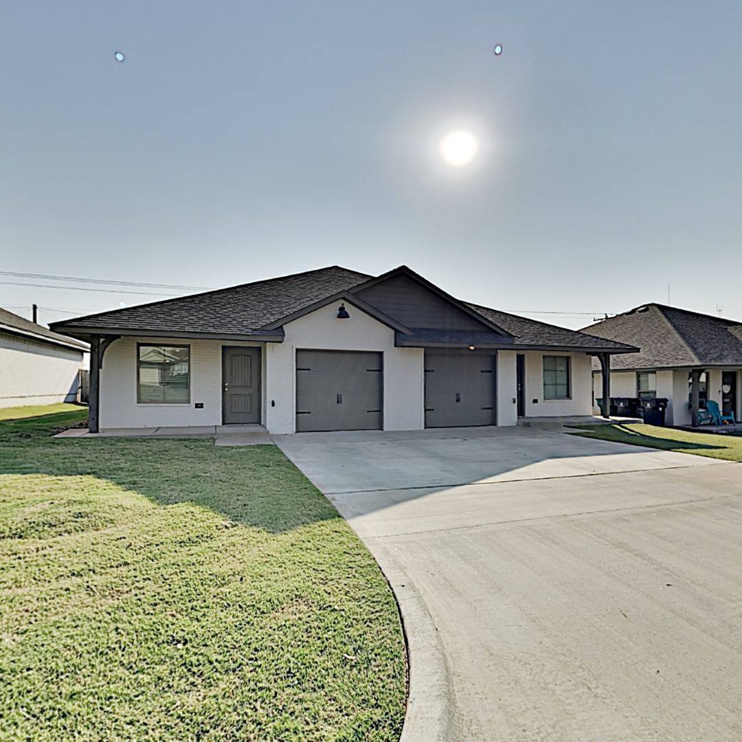 House for rent at 11502 N Lincoln Blvd, Oklahoma City, OK 73114