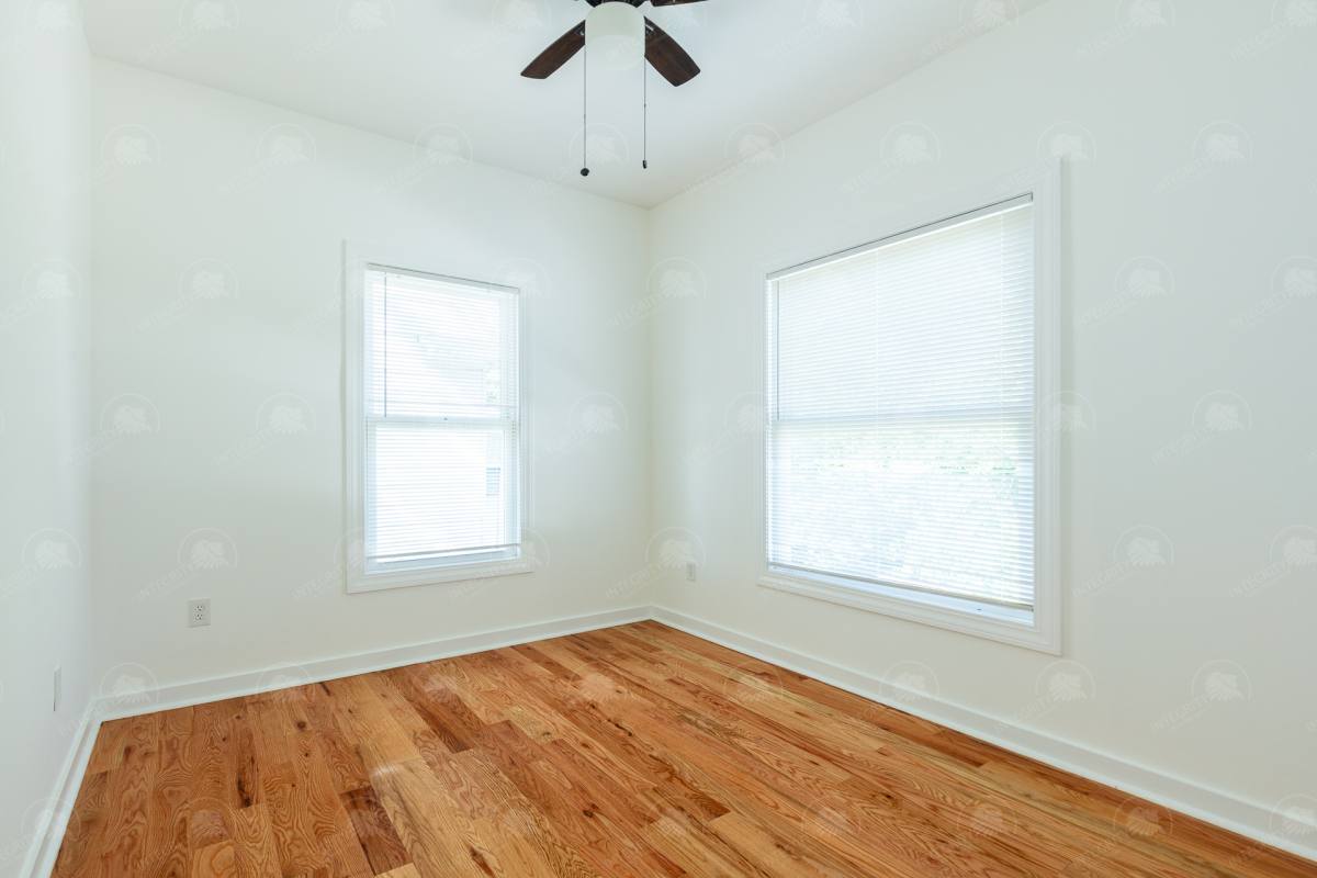 Apartment for rent at 3123 Woodland Ave, Kansas City, MO 64109