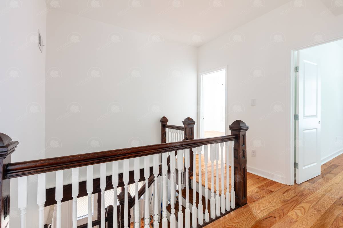 Apartment for rent at 3123 Woodland Ave, Kansas City, MO 64109