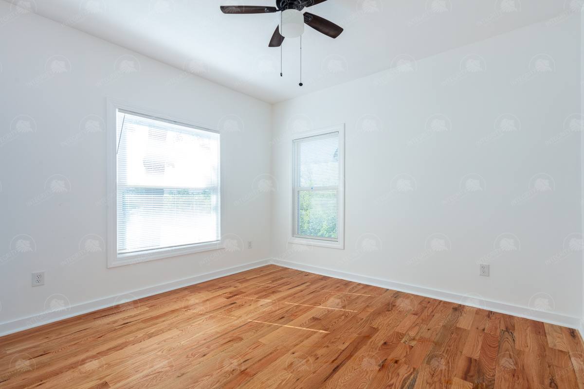 Apartment for rent at 3123 Woodland Ave, Kansas City, MO 64109
