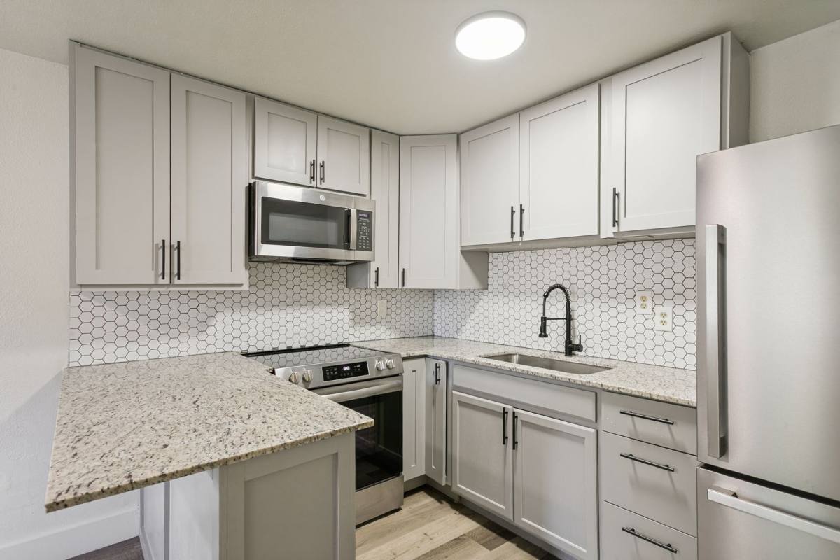 Townhouse for rent at 1121 Essex St, San Antonio, TX 78210