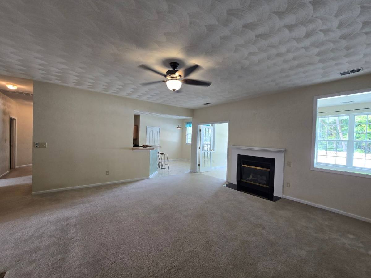 House for rent at 101 Kingfisher Cove, Moyock, NC 27958