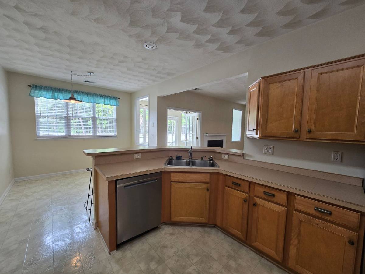 House for rent at 101 Kingfisher Cove, Moyock, NC 27958