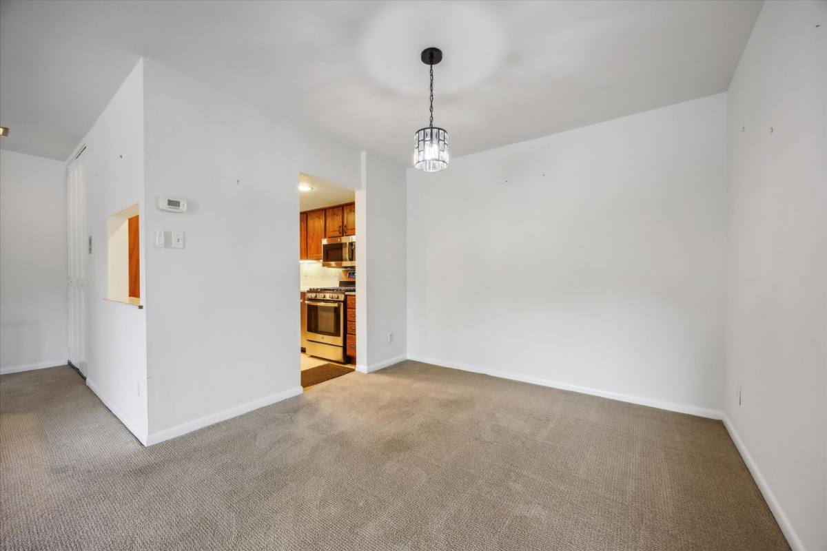 Apartment for rent at 226 Old Forge Crossing, Devon, PA 19333