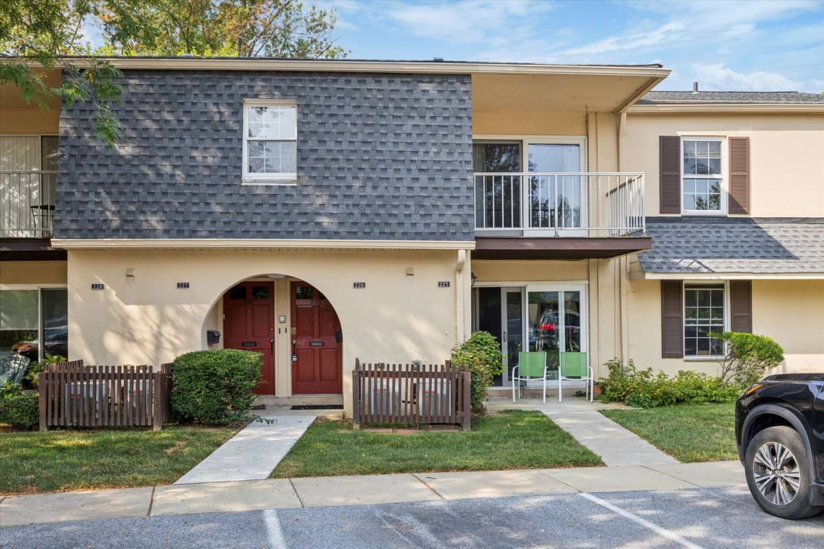Apartment for rent at 226 Old Forge Crossing, Devon, PA 19333