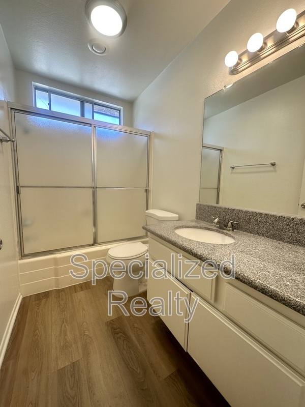 Apartment for rent at 824 E Windsor Rd #11, Glendale, CA 91205