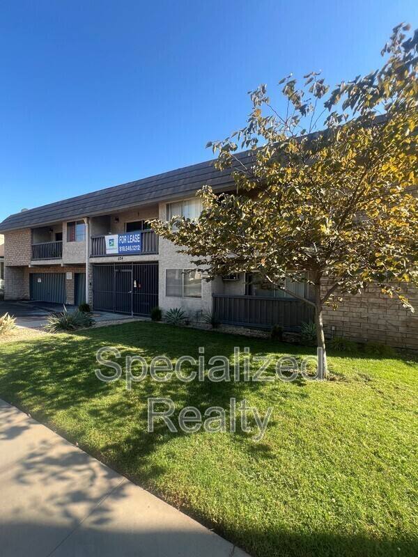 Apartment for rent at 824 E Windsor Rd #11, Glendale, CA 91205