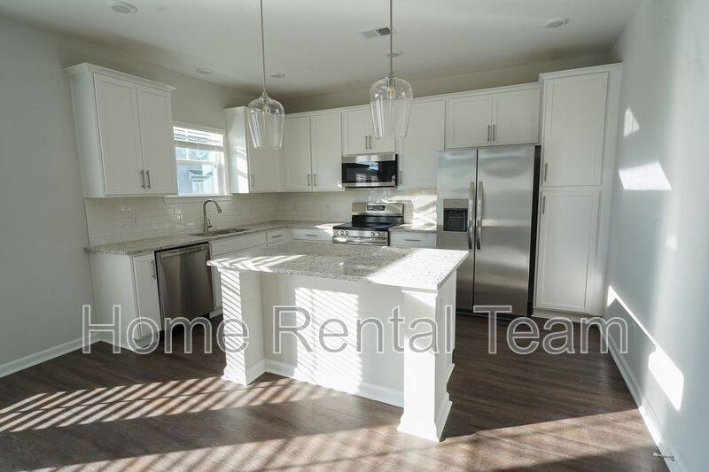 House for rent at 257 Brookline Dr, Port Wentworth, GA 31407