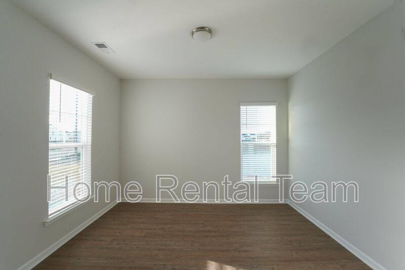 House for rent at 257 Brookline Dr, Port Wentworth, GA 31407
