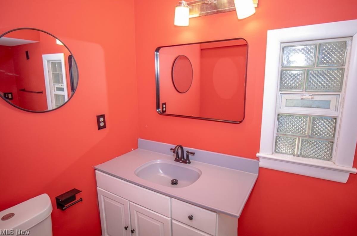 House for rent at 1215 E 113th St, Cleveland, OH 44108