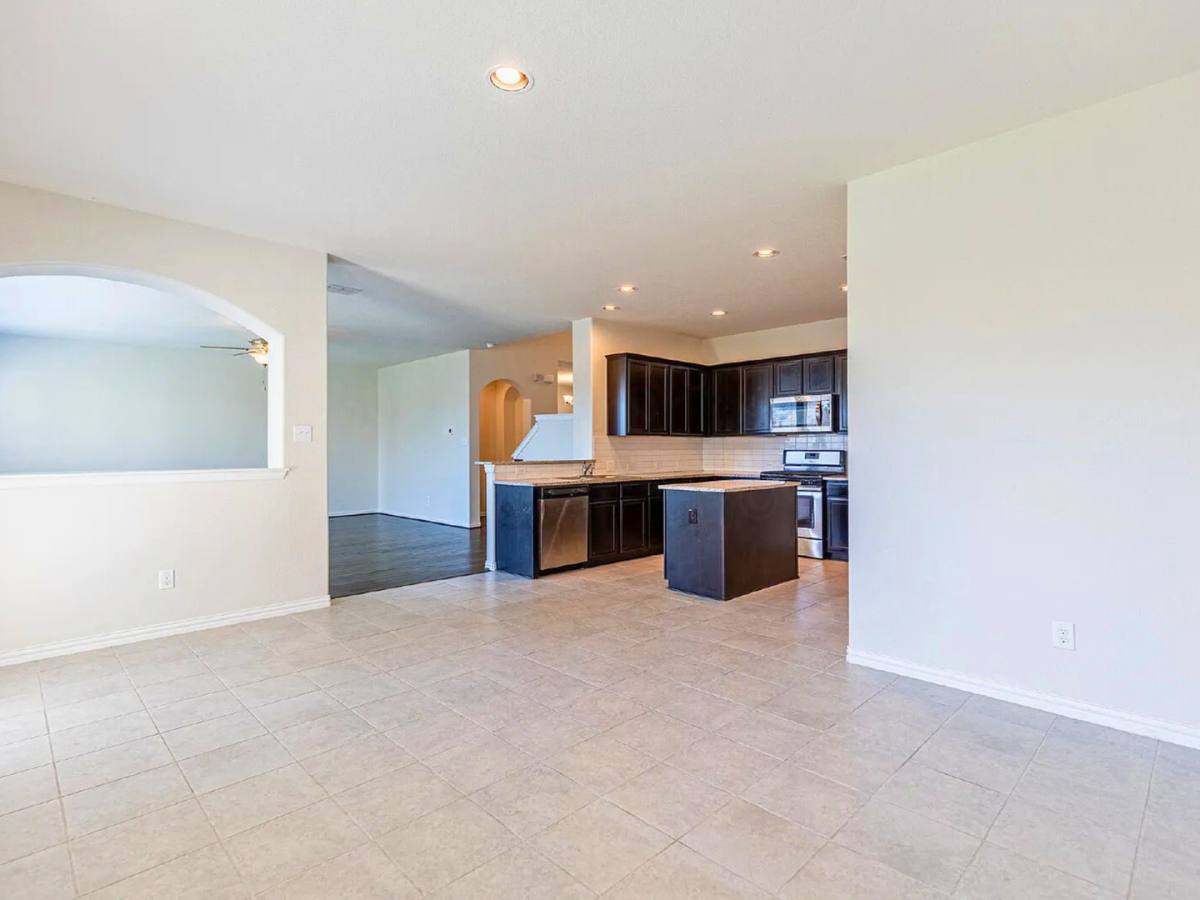 House for rent at 27910 Dana Creek Dr, Boerne, TX 78015