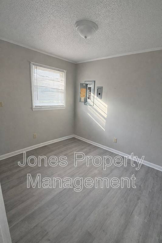 House for rent at 152 Leonard Dr, Thomasville, NC 27360