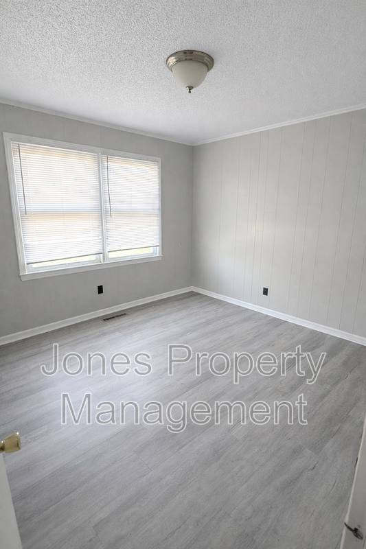 House for rent at 152 Leonard Dr, Thomasville, NC 27360