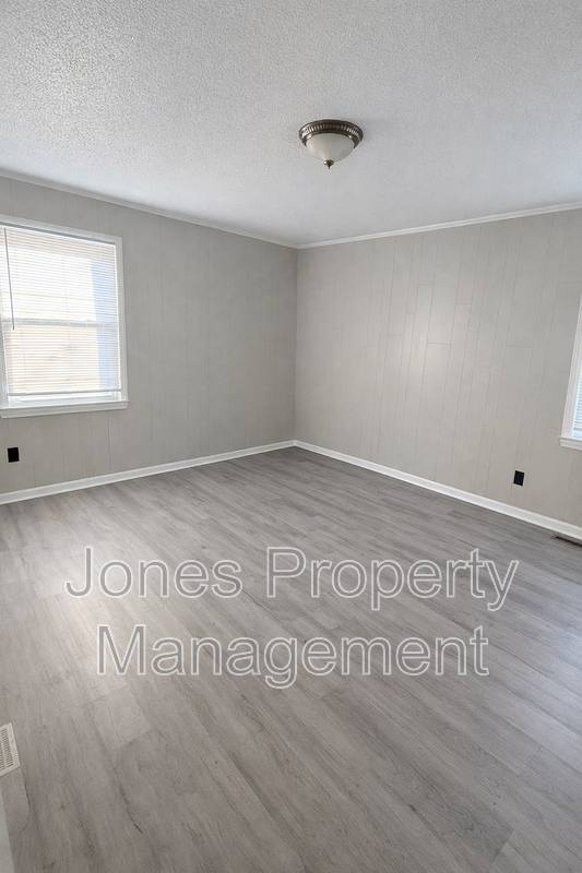 House for rent at 152 Leonard Dr, Thomasville, NC 27360