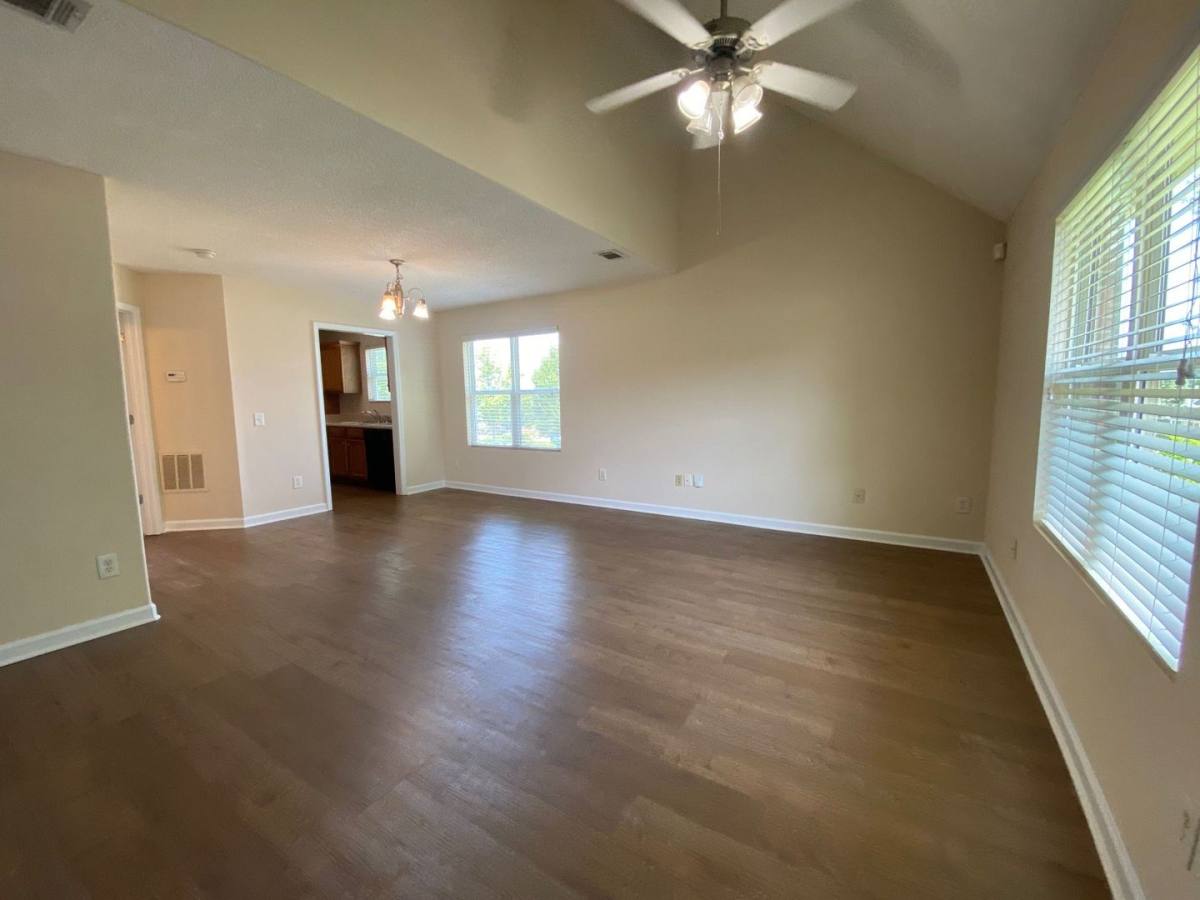 Townhouse for rent at 218 Bridgewater Circle, Athens, GA 30601