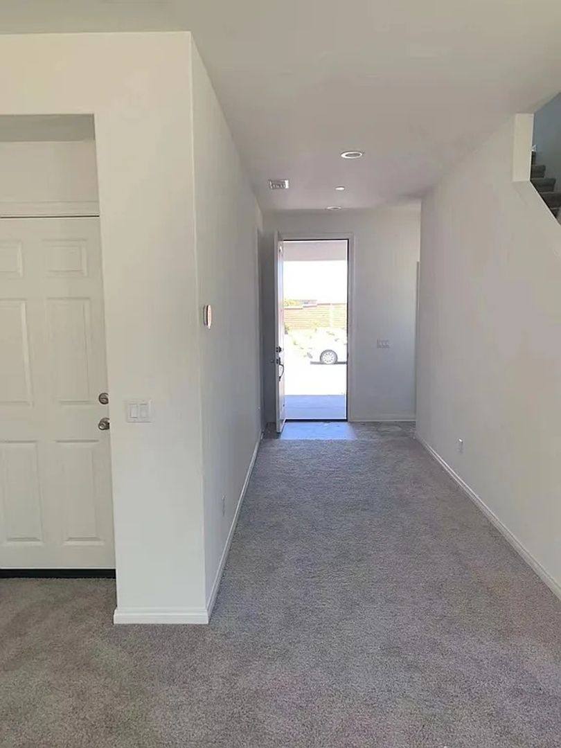 House for rent at 20014 Lemonscent Dr, Riverside, CA 92507