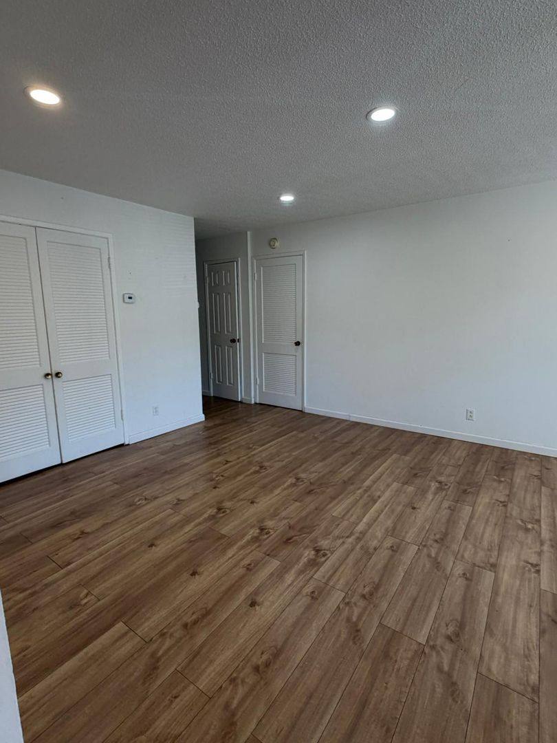 Apartment for rent at 3239 Glendora Dr, San Mateo, CA 94403