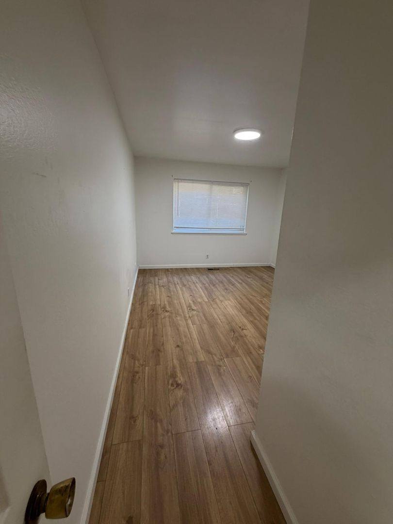 Apartment for rent at 3239 Glendora Dr, San Mateo, CA 94403
