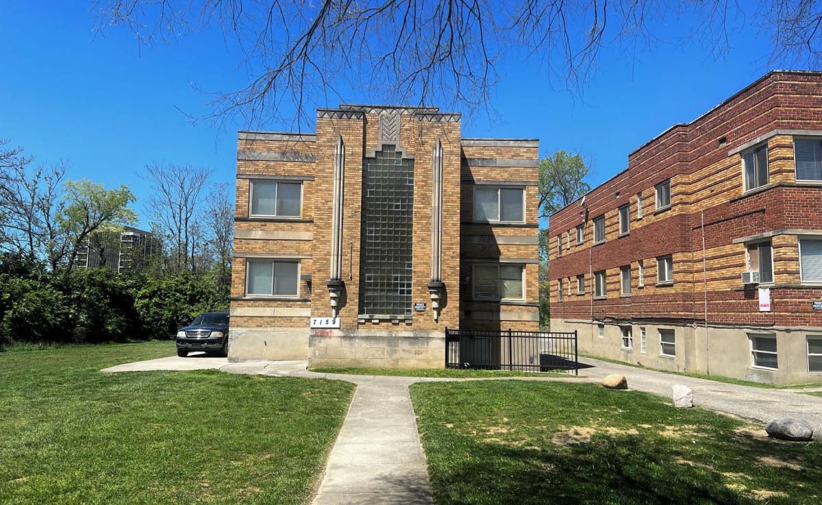 Apartment for rent at 7159 Eastlawn Dr, Cincinnati, OH 45237