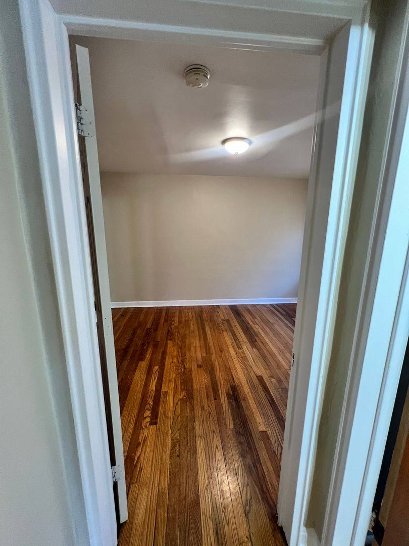 Apartment for rent at 7159 Eastlawn Dr, Cincinnati, OH 45237