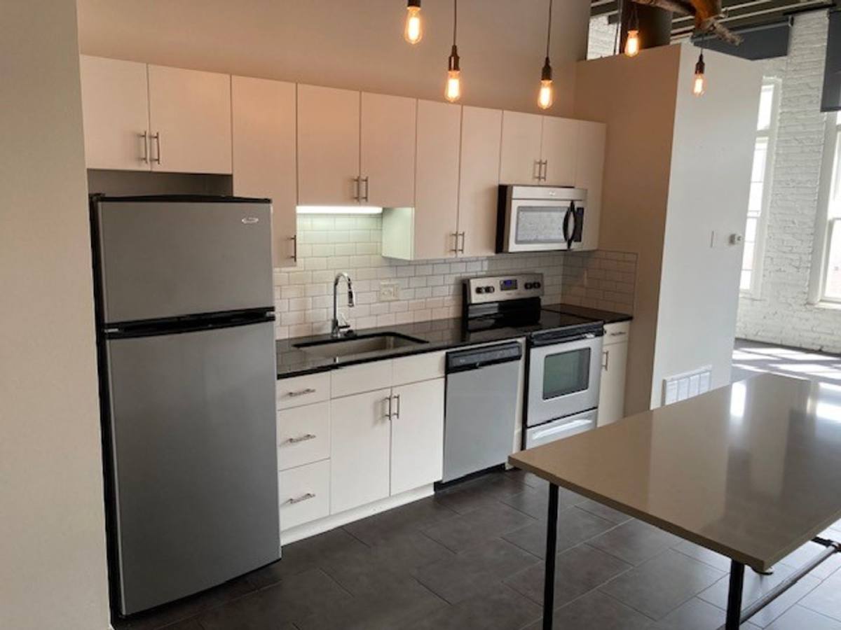 Apartment for rent at 1318 Jones St, Omaha, NE 68102